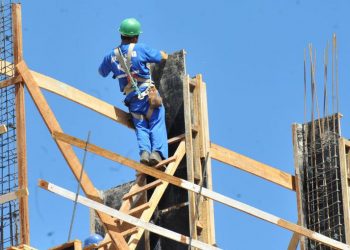 Confiança da Construção sobe 0,4 ponto em outubro