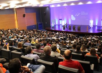 Seminário da FIEPE leva mais de 600 pessoas ao Centro de Convenções do Senac Caruaru