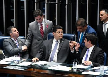 Senado aprova limites de gastos para eleições do ano que vem