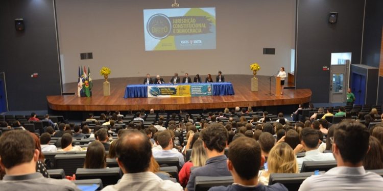 Congresso de Direito Asces-Unita debaterá reformas em evidência no país