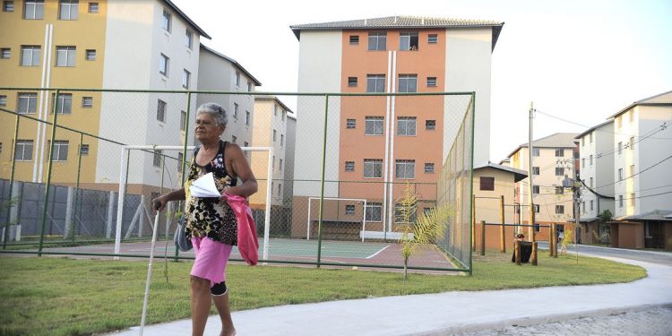 Caixa anuncia redução de juros do crédito imobiliário