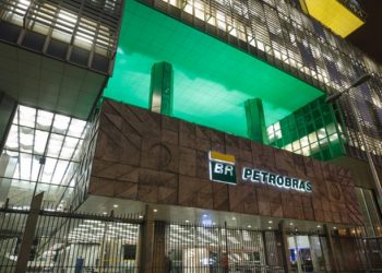 Senado aprova projeto de lei da cessão onerosa