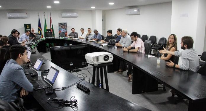 Secretários Municipais debatem projeto “Comércio na Praça”