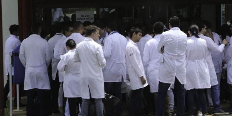 Mais Médicos para o Brasil: publicados nomes e locais de trabalho