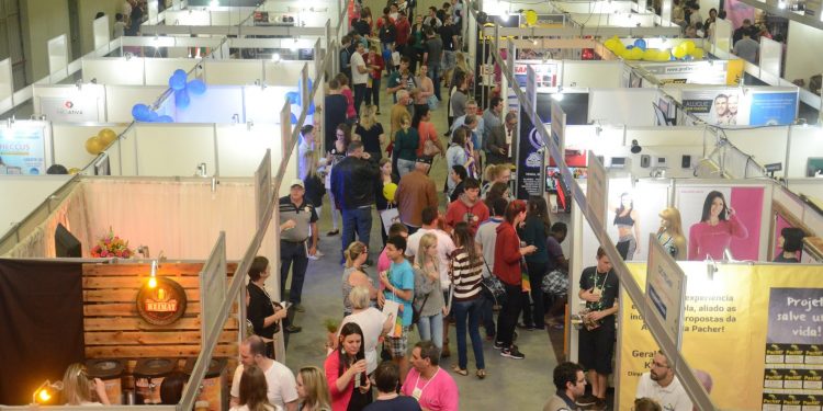 2ª edição da Feira de Oportunidades é realizada em Caruaru