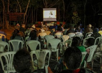 Primeiro Cine Araçá proporciona lazer em Serra dos Cavalos