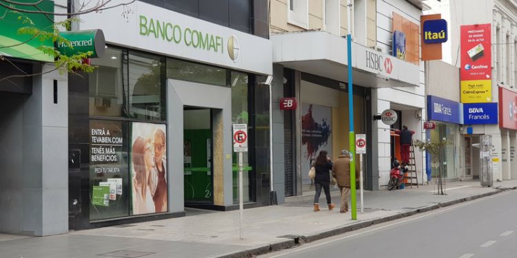 Competição entre bancos reduz juros do crédito imobiliário