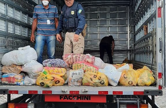 UNINASSAU Caruaru arrecada mais de uma tonelada de alimentos