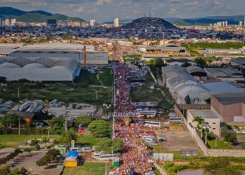 Caminhada do Cuscuz Gigante atraiu milhares de pessoas neste domingo
