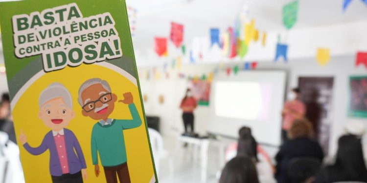 Ações em alusão ao Dia Mundial de Conscientização da Violência Contra a Pessoa Idosa são realizadas em Caruaru