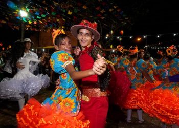 Xote, piseiro, sertanejo, MPB e samba dão ritmo ao fim de semana em comemoração a São João em Caruaru