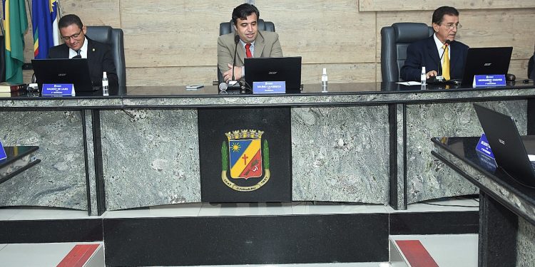 Dia Nacional da Liberdade de Imprensa é celebrado em Plenário