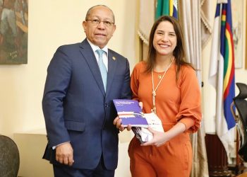 Raquel Lyra se reúne com embaixador de Cabo Verde no Brasil