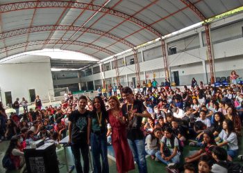 Secretaria de Educação de Caruaru realiza cerimônia para entrega de medalhas para estudantes que venceram olimpíadas nacionais