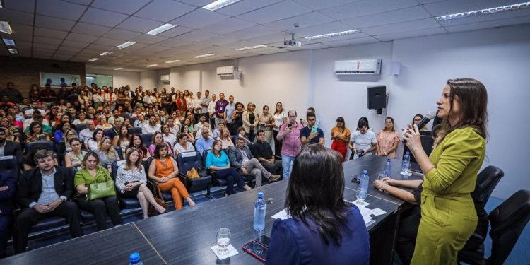 Governadora Raquel Lyra lança programa Cuida PE Mulher para redução de filas nos atendimentos de saúde às mulheres