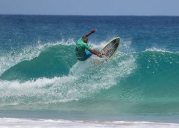 O Hang Loose Pro Contest volta a acontecer em Noronha