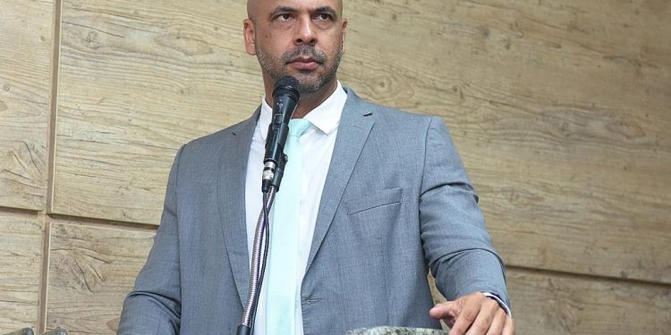 Anderson Correia pede criação de Rota Ciclística com ciclofaixas para interligar bairros de Caruaru
