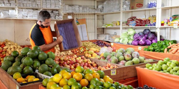 Cotação semanal da Ceaca: 22 itens sofreram aumento no preço