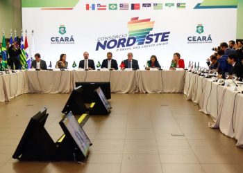 Consórcio Nordeste: governadora Raquel Lyra debate investimentos no setor de energias renováveis