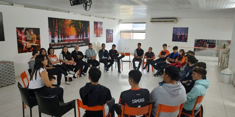 Exato Prime realiza palestras sobre transtornos de ansiedade para alunos do Ensino Médio
