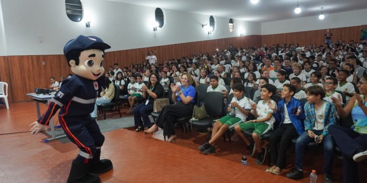 Projeto Escola Amiga do SAMU é retomado em Caruaru