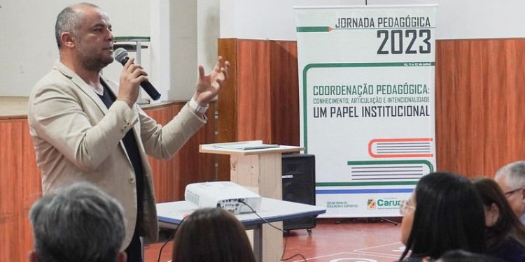 Na preparação para o retorno às aulas, Caruaru inicia Jornada Pedagógica 2023