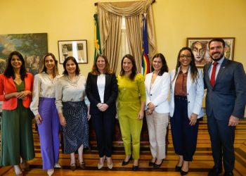 Governadora Raquel Lyra e embaixadora do Reino Unido assinam acordo de cooperação