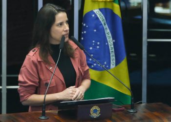 No Senado, governadora Raquel Lyra participa de audiência sobre a Reforma Tributária e destaca necessidade de combater desigualdades