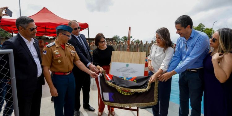 Governadora Raquel Lyra inaugura primeiro complexo aquático do Corpo de Bombeiros de Pernambuco