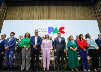 Governadora Raquel Lyra participa do lançamento regional do PAC com o ministro da Casa Civil, Rui Costa
