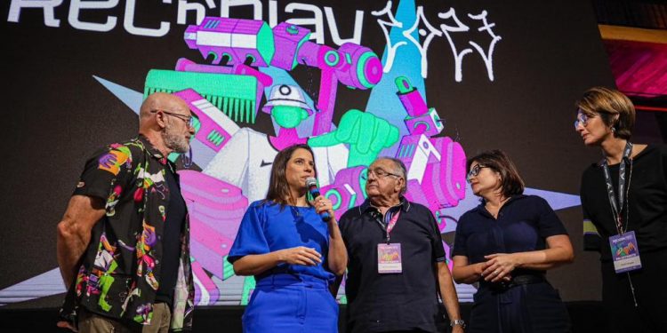 Governadora Raquel Lyra participa do festival de inovação e tecnologia REC’n’Play