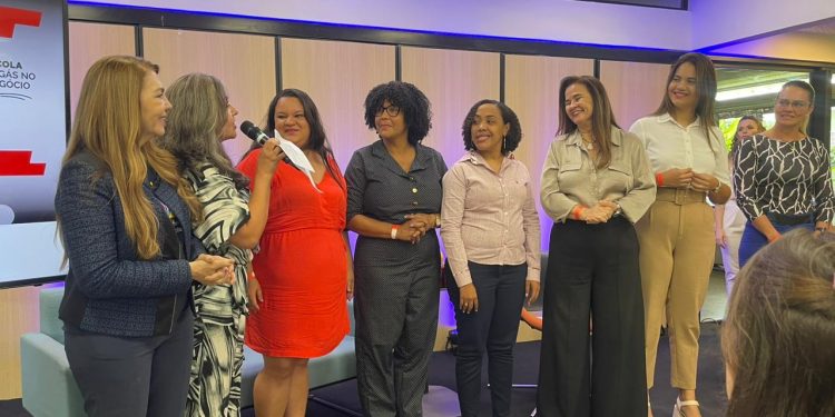 Empreendedoras de Noronha participam do Sebrae Delas, que premiará projetos