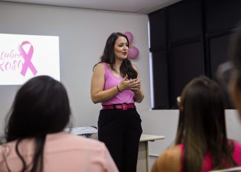 Abertura do Outubro Rosa é marcada por palestras, autocuidado e muito conhecimento