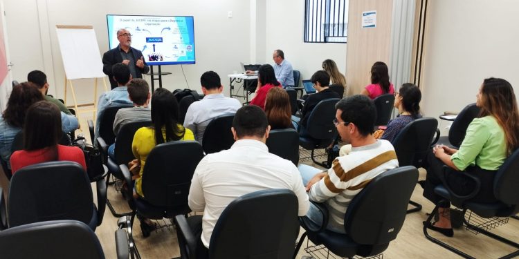 Sedetec participa de seminário e capacitação para desenvolvimento municipal
