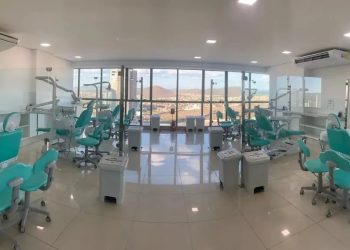 UniFavip Wyden comemora Dia do Dentista com atendimentos gratuitos