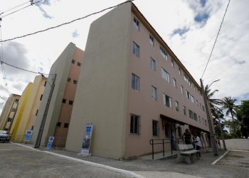 Com doação de 19 terrenos, governo Raquel Lyra garante no governo federal 10,1 mil novas habitações em Pernambuco