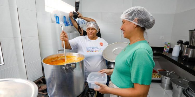 Para garantir combate à fome como prioridade da gestão, governadora Raquel Lyra propõe secretaria focada na Assistência Social e no programa Mães de Pernambuco