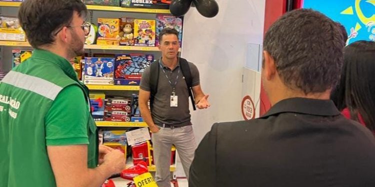 Procon Caruaru orienta consumidores sobre o Black Friday