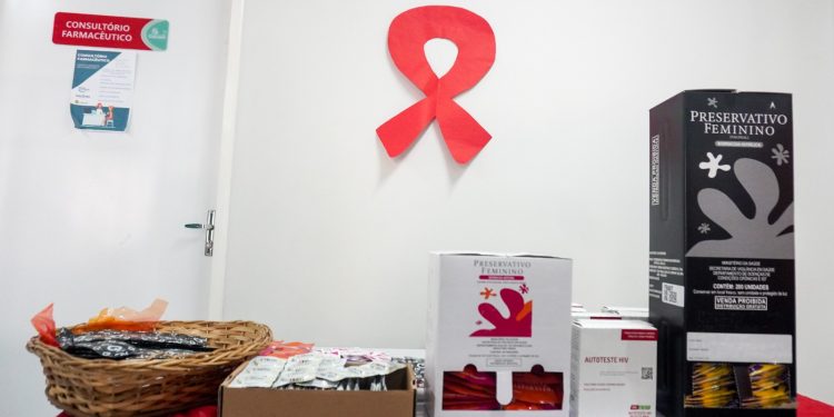 Dezembro Vermelho – Programação inicia com ação alusiva ao Dia Mundial de Enfrentamento à Aids