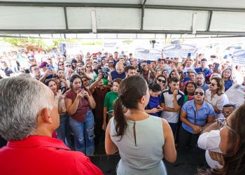 Em Petrolina, governadora Raquel Lyra entrega importante rodovia em área do perímetro irrigado