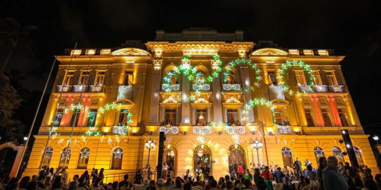 Palácio do Campo das Princesas sedia Cantata Natalina