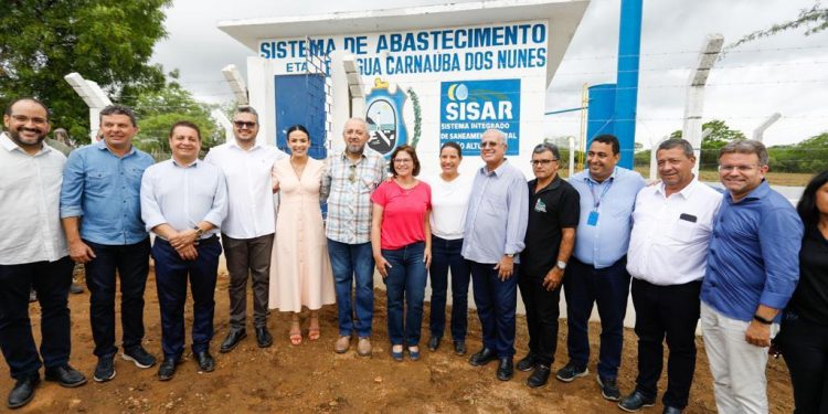 Em Tuparetama, governadora Raquel Lyra inaugura sistemas de abastecimento que levam água encanada para famílias da Zona Rural