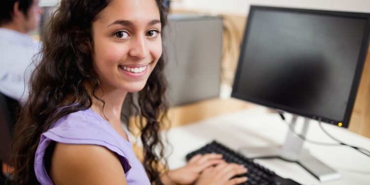 SESI-PE oferece 600 vagas em cursos gratuitos on-line de capacitação profissional