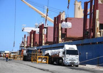Porto do Recife tem crescimento de 27% nas importações e exportações até 20 de dezembro