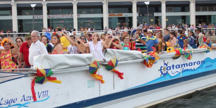 Bloco Carnaval Poeta é destaque no “Lirismo no Catamaran”