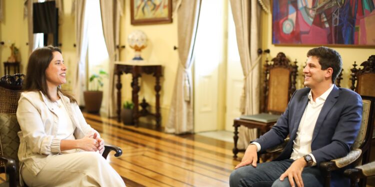 Governadora Raquel Lyra recebe o prefeito do Recife, João Campos, para tratar sobre segurança durante o carnaval