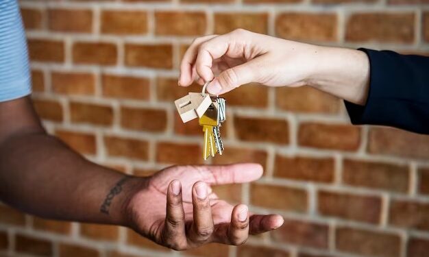 Advogado dá dicas de como evitar problemas com aluguel de casas e imóveis no carnaval