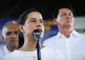 Com investimento de mais de R$ 40 milhões, governadora Raquel Lyra entrega a PE-638 totalmente requalificada