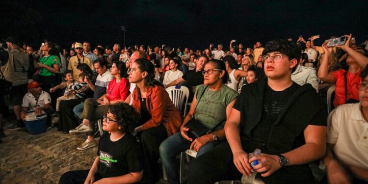 Governadora Raquel Lyra prestigia 55ª edição da Paixão de Cristo de Nova Jerusalém e destaca importância do turismo no interior