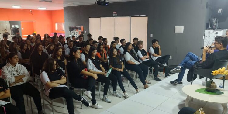 Exato Prime reúne alunos para debater e refletir sobre o significado da Data Magna